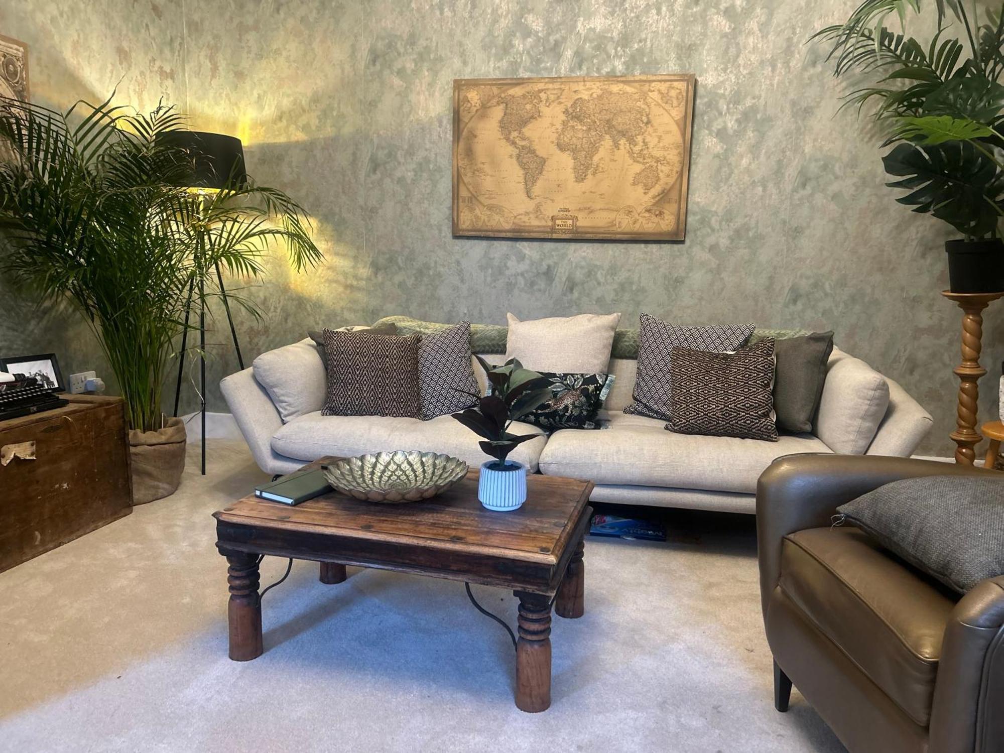 Park View Is A Beautiful Whole Entire House Close To Town Centre, Sleeps 8 In 4 Rooms, 2 Doubles And 4 Single Beds With 2 Shower Rooms, Available For Holidays, Insurance Stays, Trades People, Contractors, Pets Welcome Уисбийч Екстериор снимка